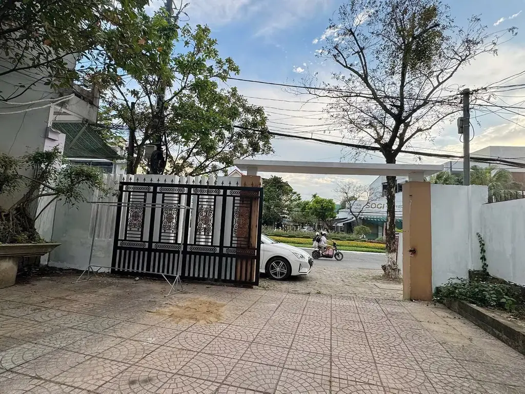 Bán nhà mặt tiền Hùng Vương, Quảng Nam (khu khác) – 461,5 m², 3 tầng, 17,6 tỷ – ảnh 2