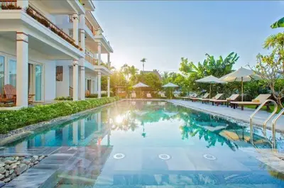Bán nhà mặt tiền Villa Cẩm Thanh, Hội An – 1.558 m², 3 tầng, 65 tỷ