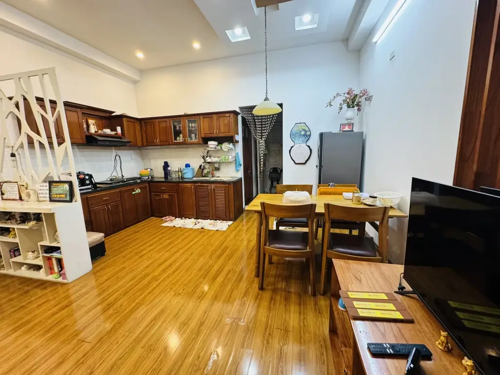 Bán nhà mặt tiền Nguyễn Văn Thủ, Hải Châu – 75 m², 3 tầng, 10,5 tỷ – ảnh 2