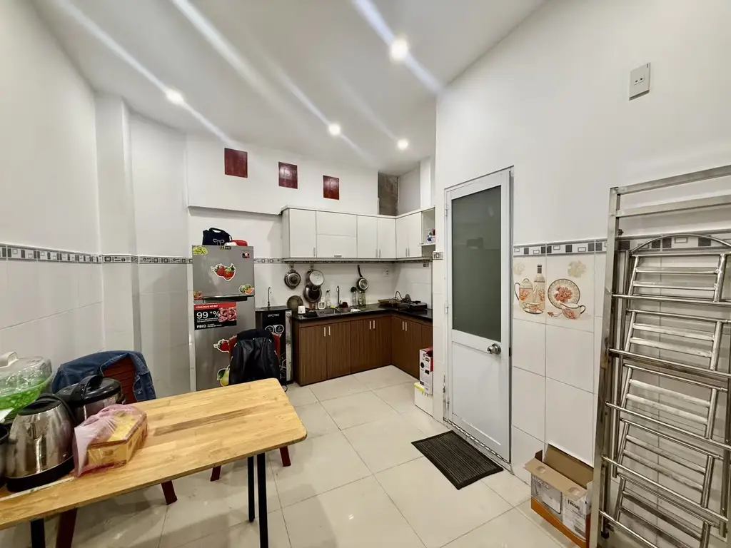 Bán nhà mặt tiền Nguyễn Du, Hải Châu – 50 m², 4 tầng, 5,5 tỷ – ảnh 3