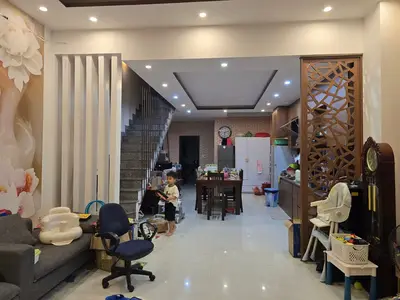 Bán nhà mặt tiền Bùi Bỉnh Uyên, Ngũ Hành Sơn – 100 m², 3 tầng, 8 tỷ – ảnh 3