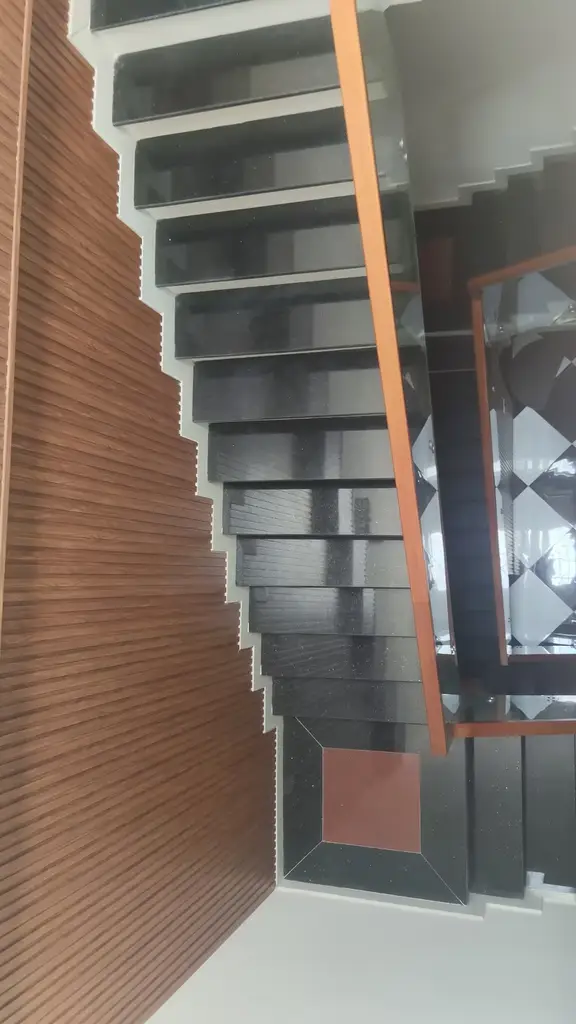 Bán nhà mặt tiền Bùi Tấn Diên, Liên Chiểu – 105 m², 3 tầng, 7,3 tỷ – ảnh 3