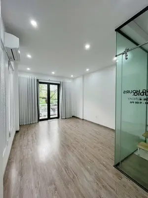 Bán nhà mặt tiền Nguyễn Chí Thanh, Hải Châu – 28,2 m², 3,5 tầng, 10,8 tỷ