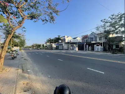Bán đất mặt tiền Nguyễn Tất Thành, Hội An – 100 m², 4,7 tỷ