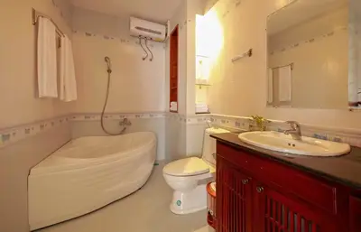 Bán nhà mặt tiền Lý Thường Kiệt, Hội An – 210 m², 2 tầng, 23 tỷ – ảnh 2