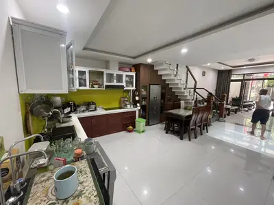 Bán nhà mặt tiền Tùng Thiện Vương, Ngũ Hành Sơn – 95 m², 3 tầng, 10,7 tỷ – ảnh 3