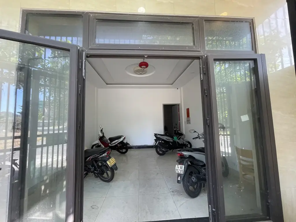 Bán nhà mặt tiền Hoàng Công Chất, Ngũ Hành Sơn – 100 m², 4 tầng, 10,5 tỷ – ảnh 2