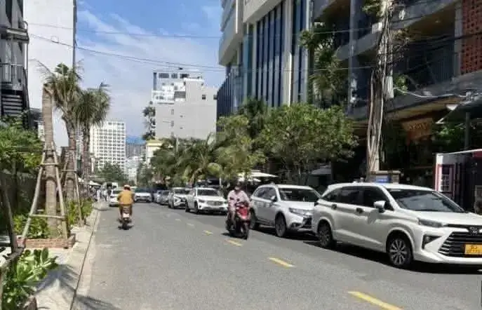 Bán nhà mặt tiền Phú Xuân, Liên Chiểu – 180 m², 3 tầng, 17 tỷ – ảnh 4