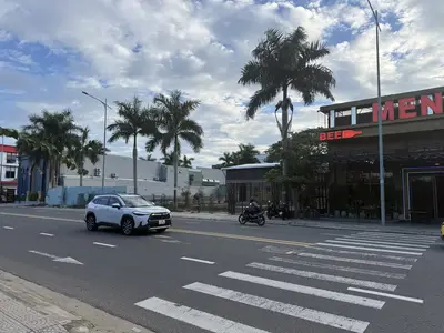 Bán nhà Bạch Đằng, Hải Châu – 1.983 m², 36,8 tầng, 220 tỷ