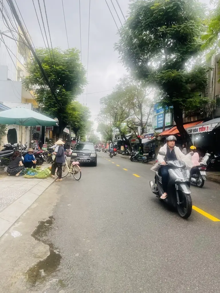 Bán nhà mặt tiền Nguyễn Phan Vinh, Sơn Trà – 136,7 m², 3 tầng, 12 tỷ – ảnh 2