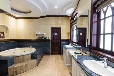 Bán nhà Kiệt Lưu Quang Thuận, Ngũ Hành Sơn – 871 m², 3 tầng, 90 tỷ