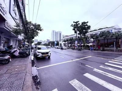 Bán nhà Nguyễn Văn Thoại, Sơn Trà – 127 m², 3 tầng, 52 tỷ