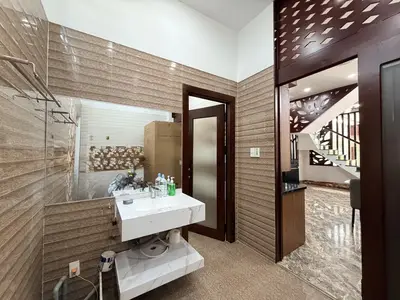 Bán nhà mặt tiền Nguyễn Xí, Liên Chiểu – 100 m², 4 tầng, 9,9 tỷ – ảnh 2