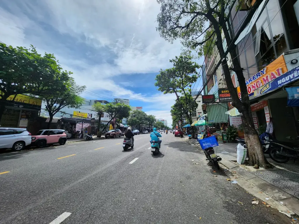 Bán nhà mặt tiền Đống Đa, Hải Châu – 192 m², 4 tầng, 38,4 tỷ – ảnh 2