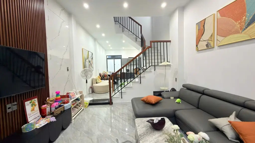Bán nhà mặt tiền Nguyễn Xuân Hữu, Cẩm Lệ – 63 m², 3 tầng, 5,7 tỷ – ảnh 2