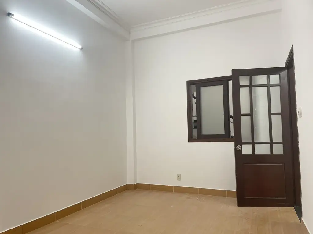 Bán nhà mặt tiền Nguyễn Văn Linh, Hải Châu – 106 m², 3 tầng, 36,8 tỷ – ảnh 3