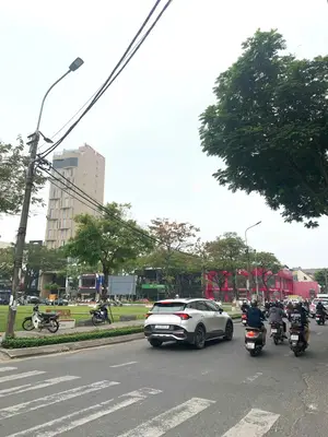 Bán nhà cấp 4 mặt tiền Lê Đình Dương, Hải Châu – 55 m², 13,5 tỷ – ảnh 2