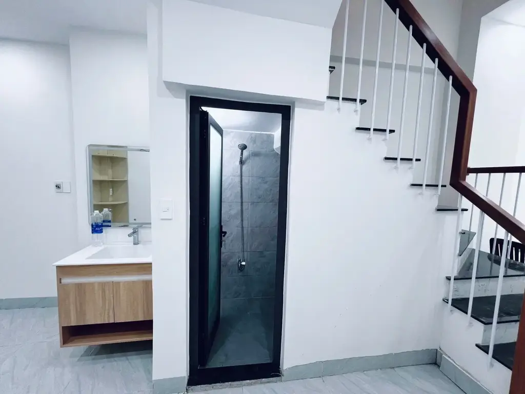 Bán nhà Kiệt Ông Ích Khiêm, Hải Châu – 49 m², 5 tầng, 5,7 tỷ – ảnh 2
