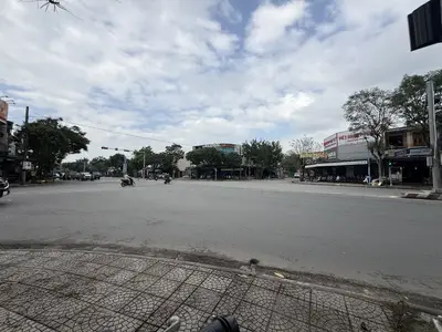 Bán nhà mặt tiền Lê Đại Hành, Cẩm Lệ – 100 m², 2 tầng, 9,9 tỷ – ảnh 2