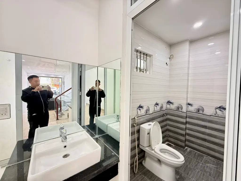 Bán nhà mặt tiền Lê Đại Hành, Cẩm Lệ – 100 m², 2 tầng, 9,9 tỷ – ảnh 4