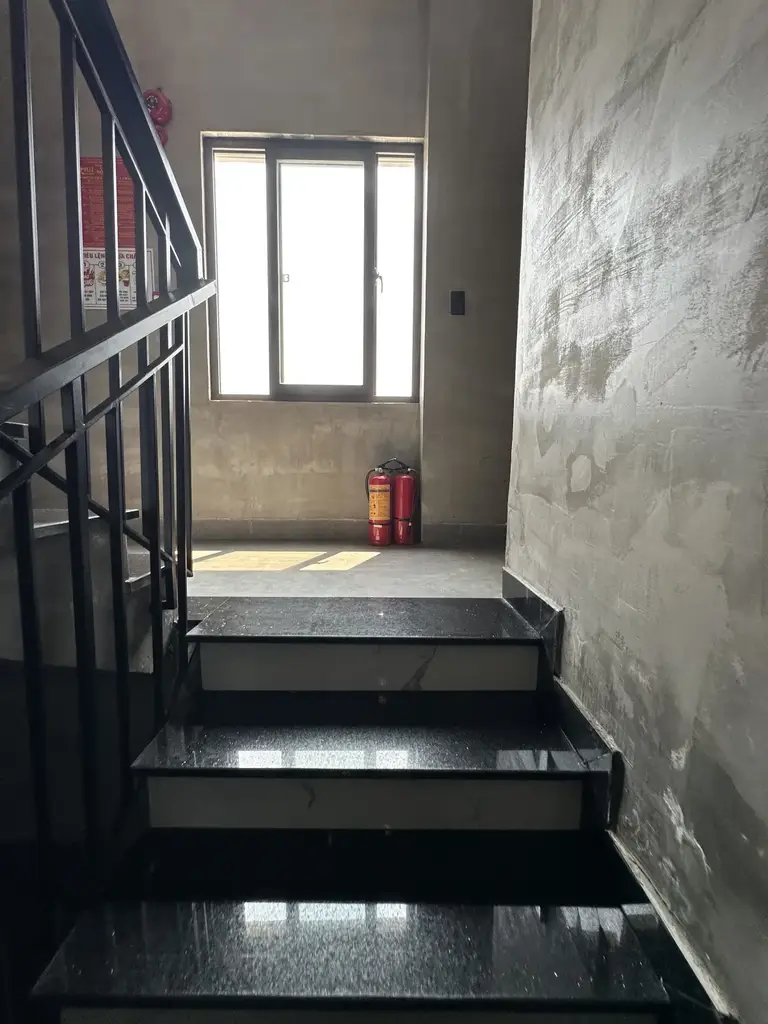 Bán nhà mặt tiền Bình Hòa 15, Cẩm Lệ – 180 m², 4,5 tầng, 19,5 tỷ – ảnh 3