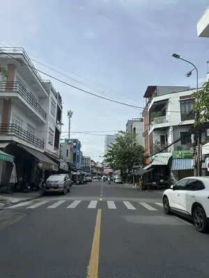 Bán nhà mặt tiền Lê Đình Thám, Hải Châu – 44 m², 4 tầng, 10,5 tỷ – ảnh 2